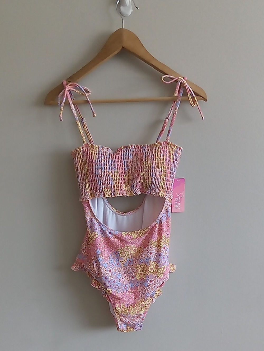 NWT Summer Crush One Piece Swimsuit Floral Shirred Multicolor Size Medium